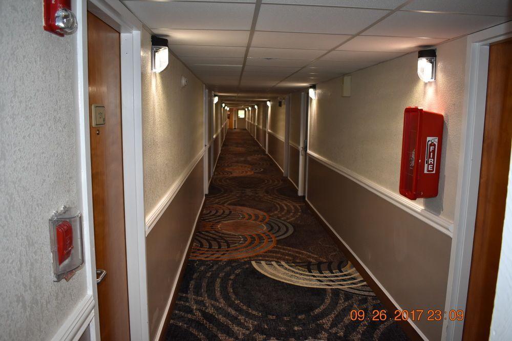 Mho Hotel 波登镇 外观 照片